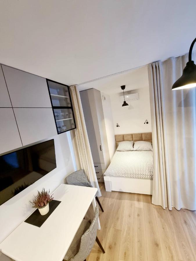 Doki Living Apartament 55 Гданьск Экстерьер фото