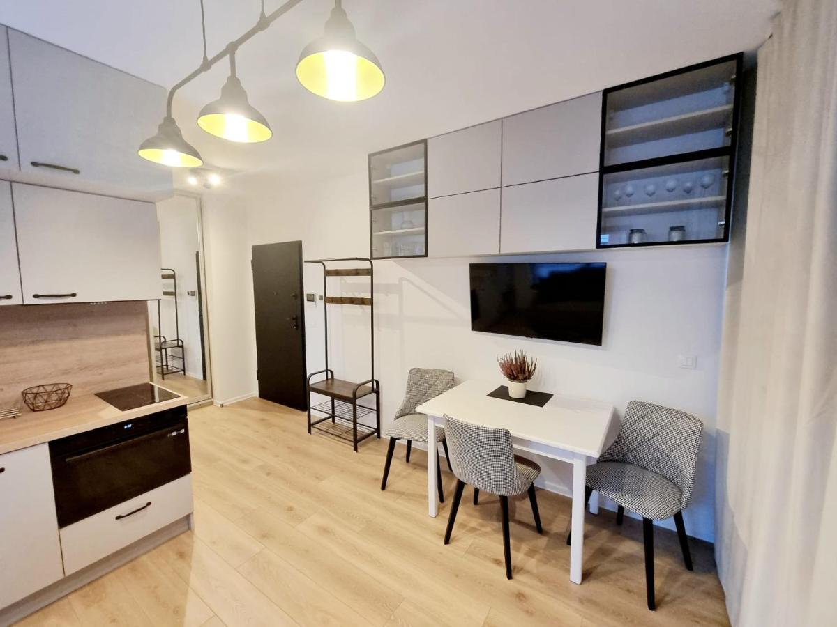 Doki Living Apartament 55 Гданьск Экстерьер фото