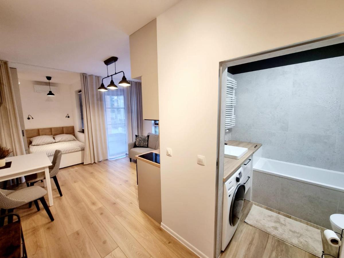 Doki Living Apartament 55 Гданьск Экстерьер фото